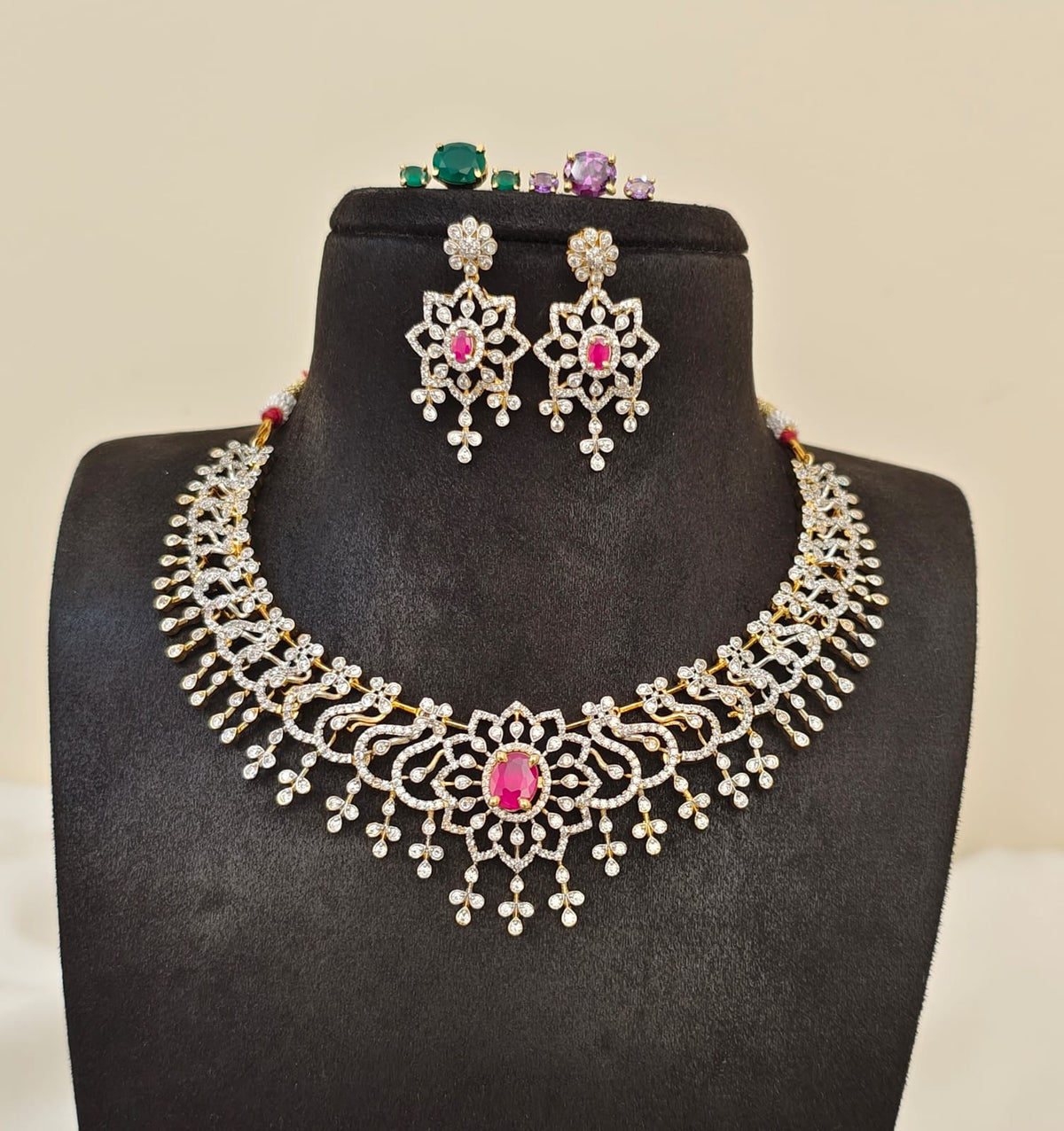 Diamond Finish Interchangeable Neckset
