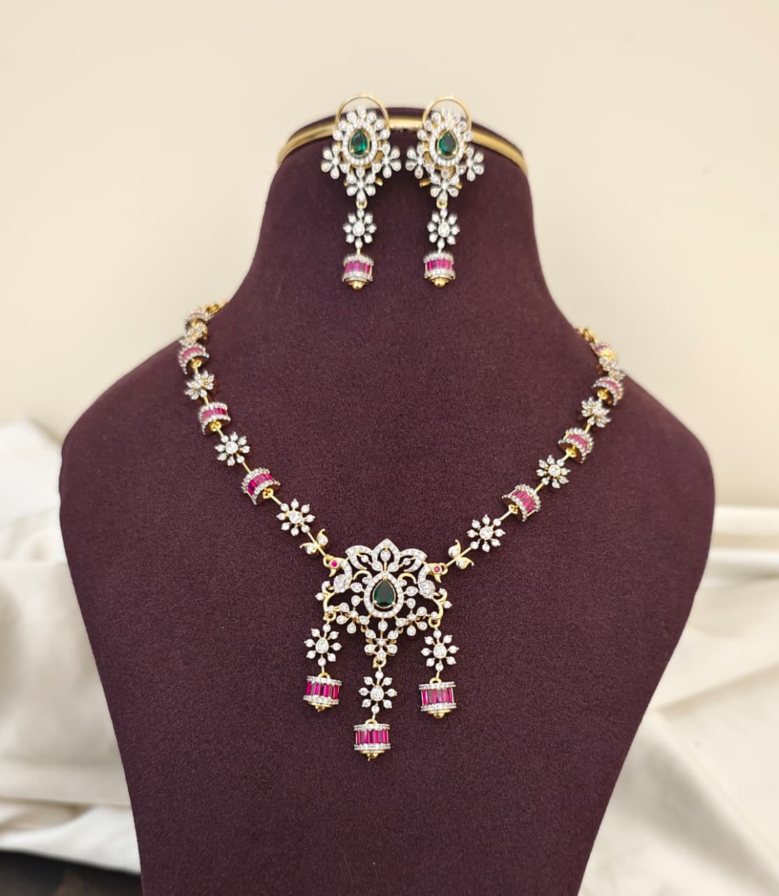 Diamond Inspired Necklace Set