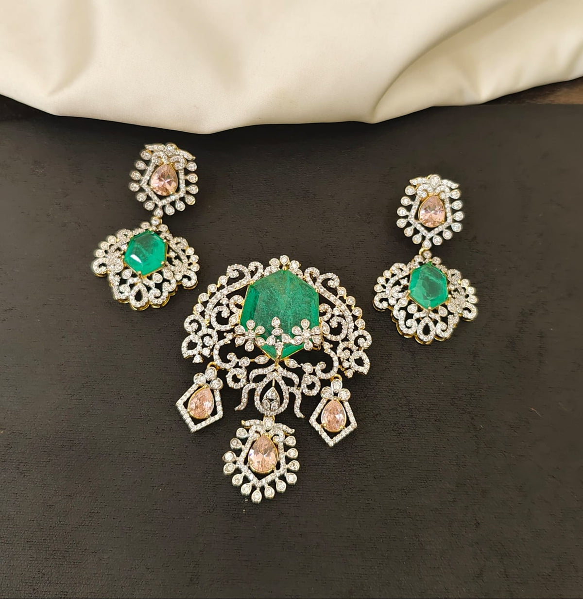 Diamond Inspired Pendant Tops (Champagne Gold)