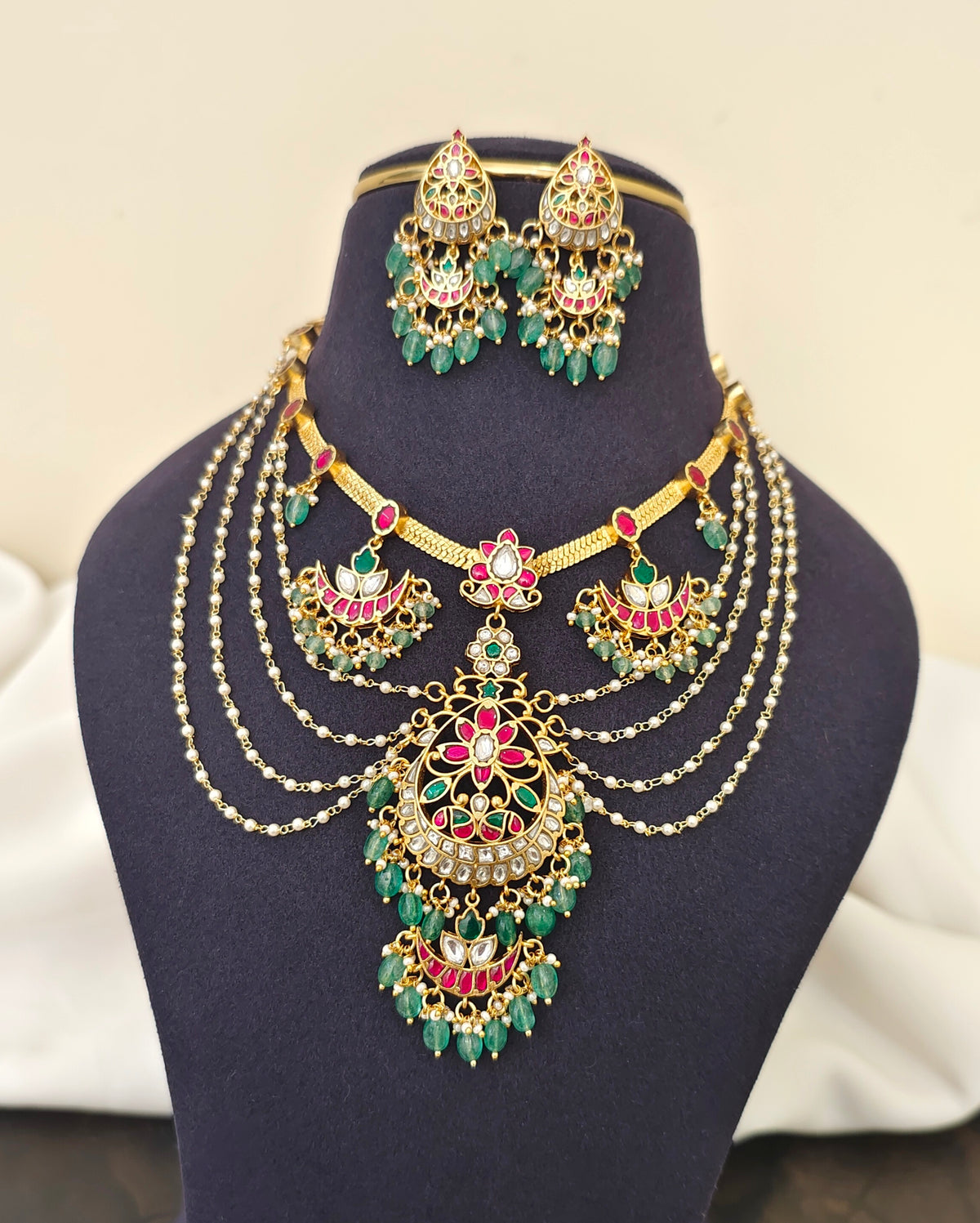 Gold Layered Neckset