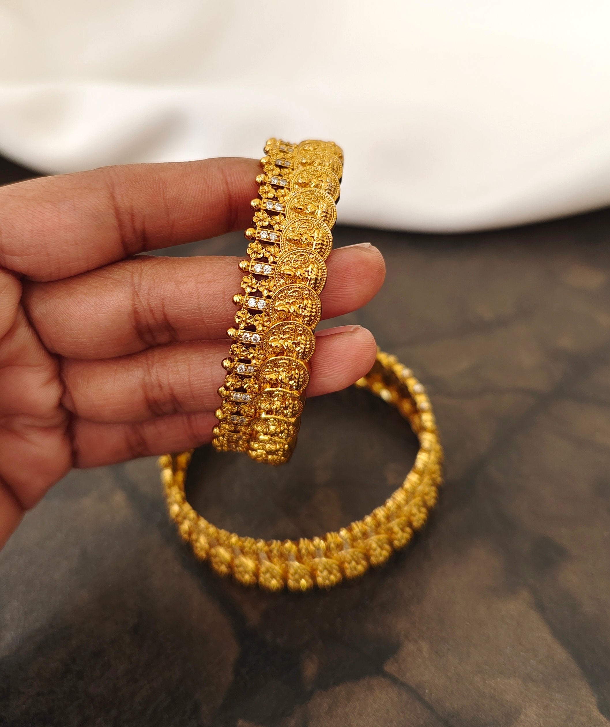 Kasu Bangles
