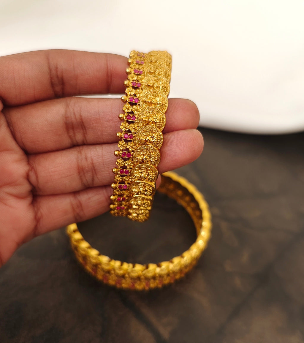 Kasu Bangles