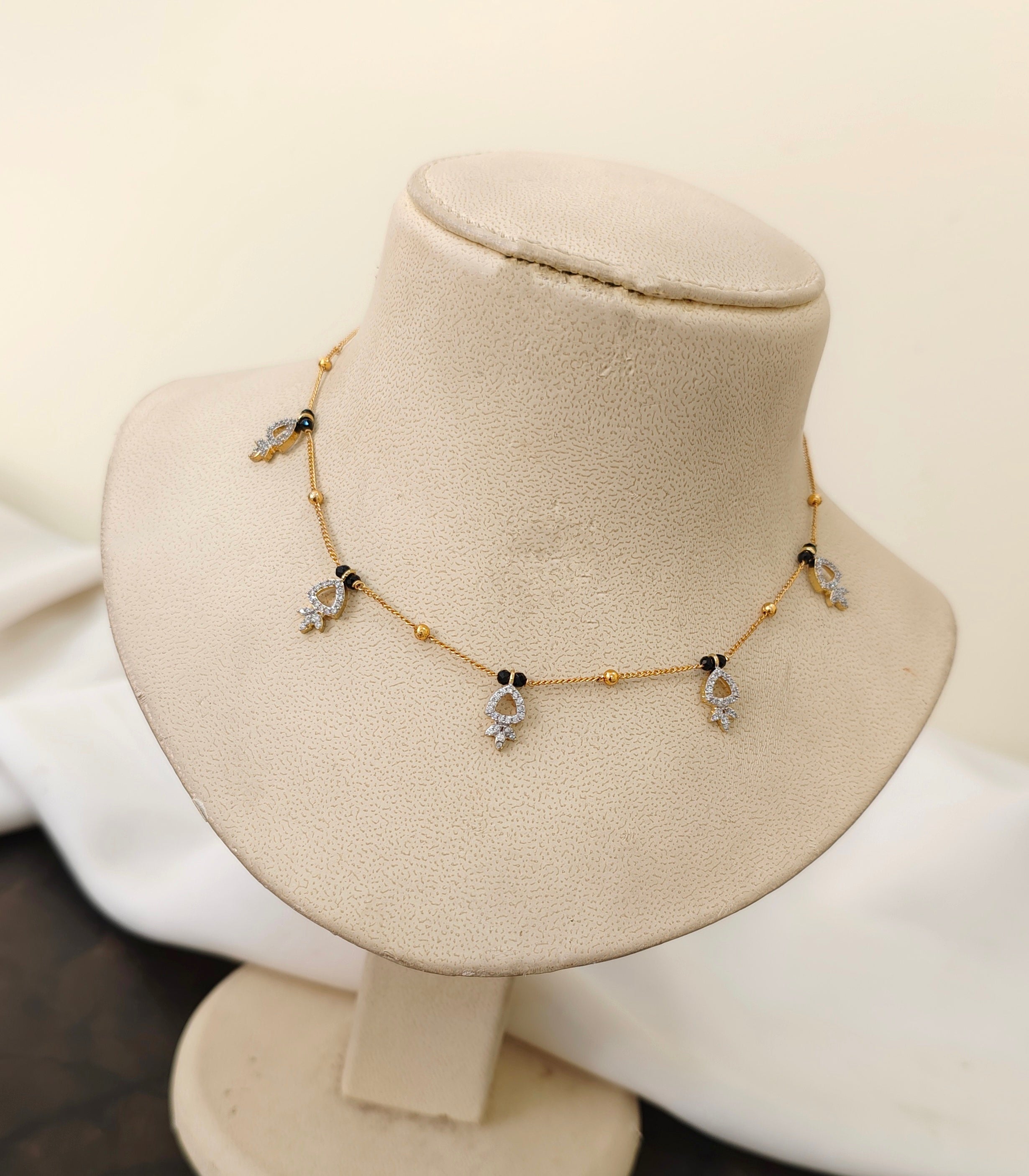 Invisible BlackBeads Chain