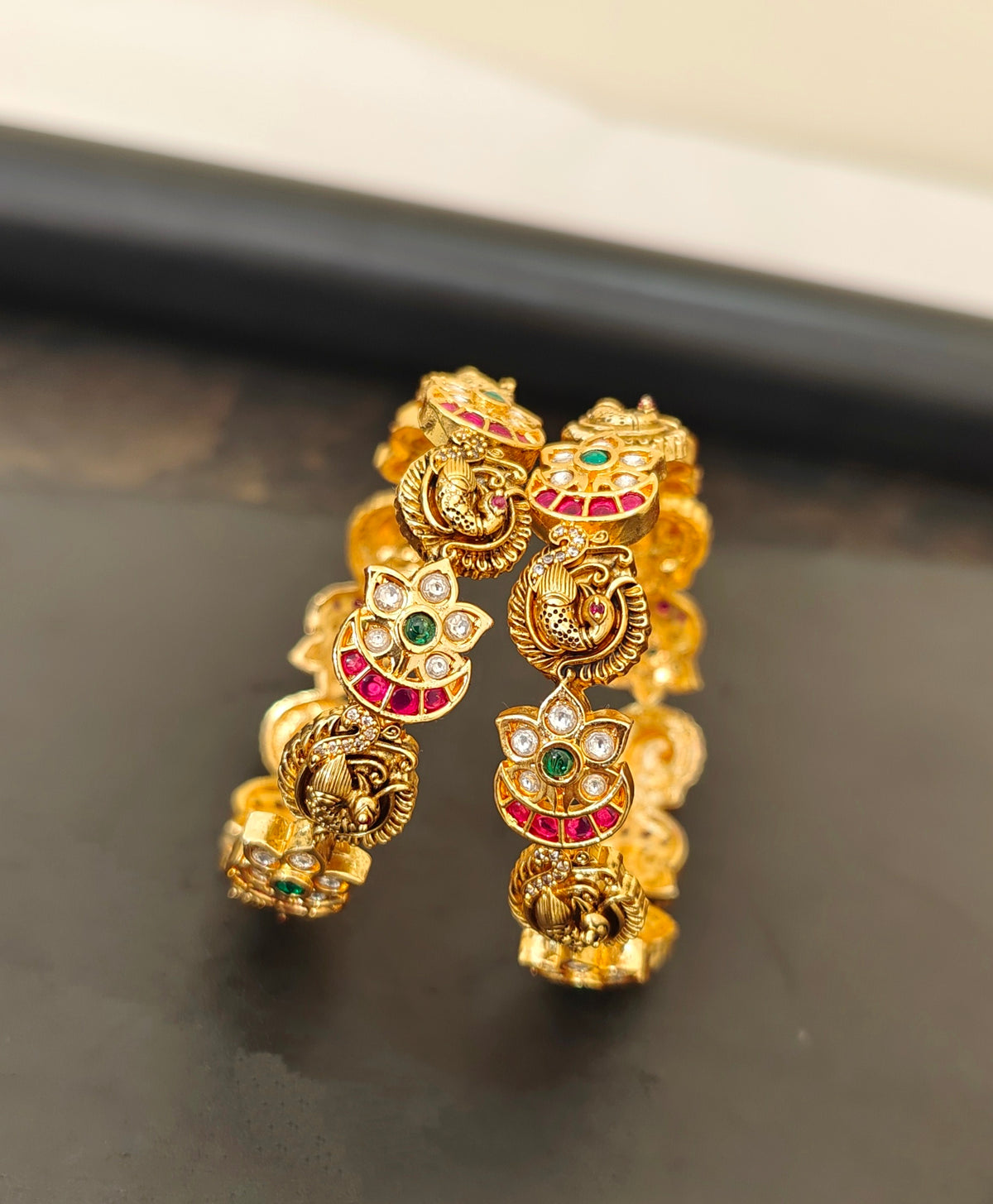 Kempu Pair Bangles