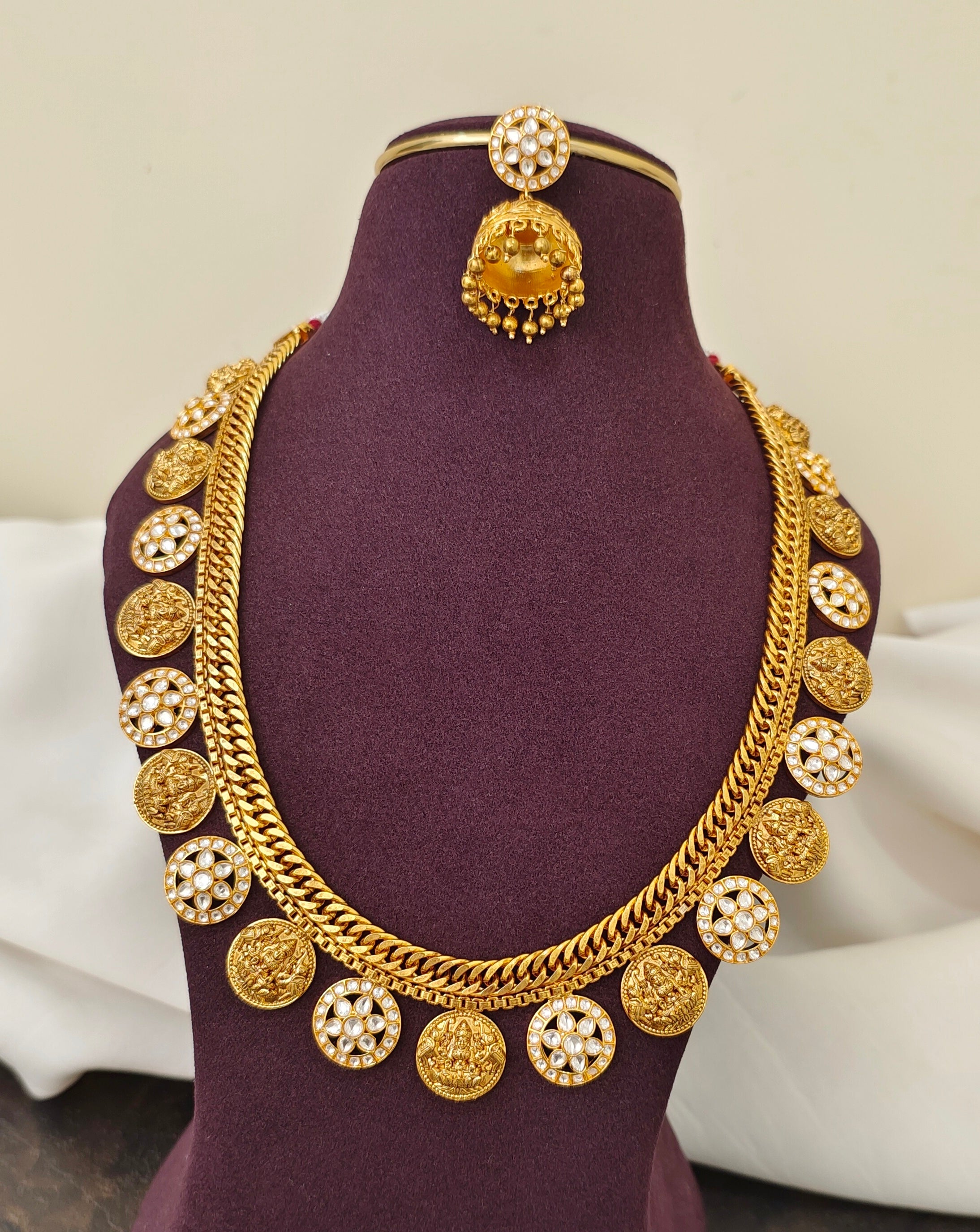 Kundan Lakshmi Kasu Bottumala