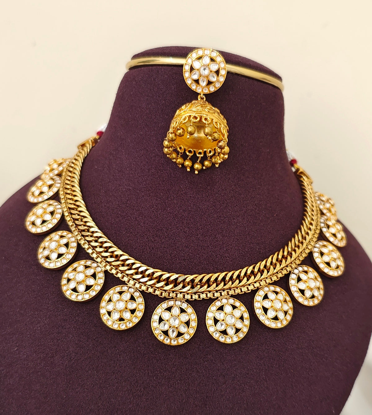 Kundan Bottu Mala