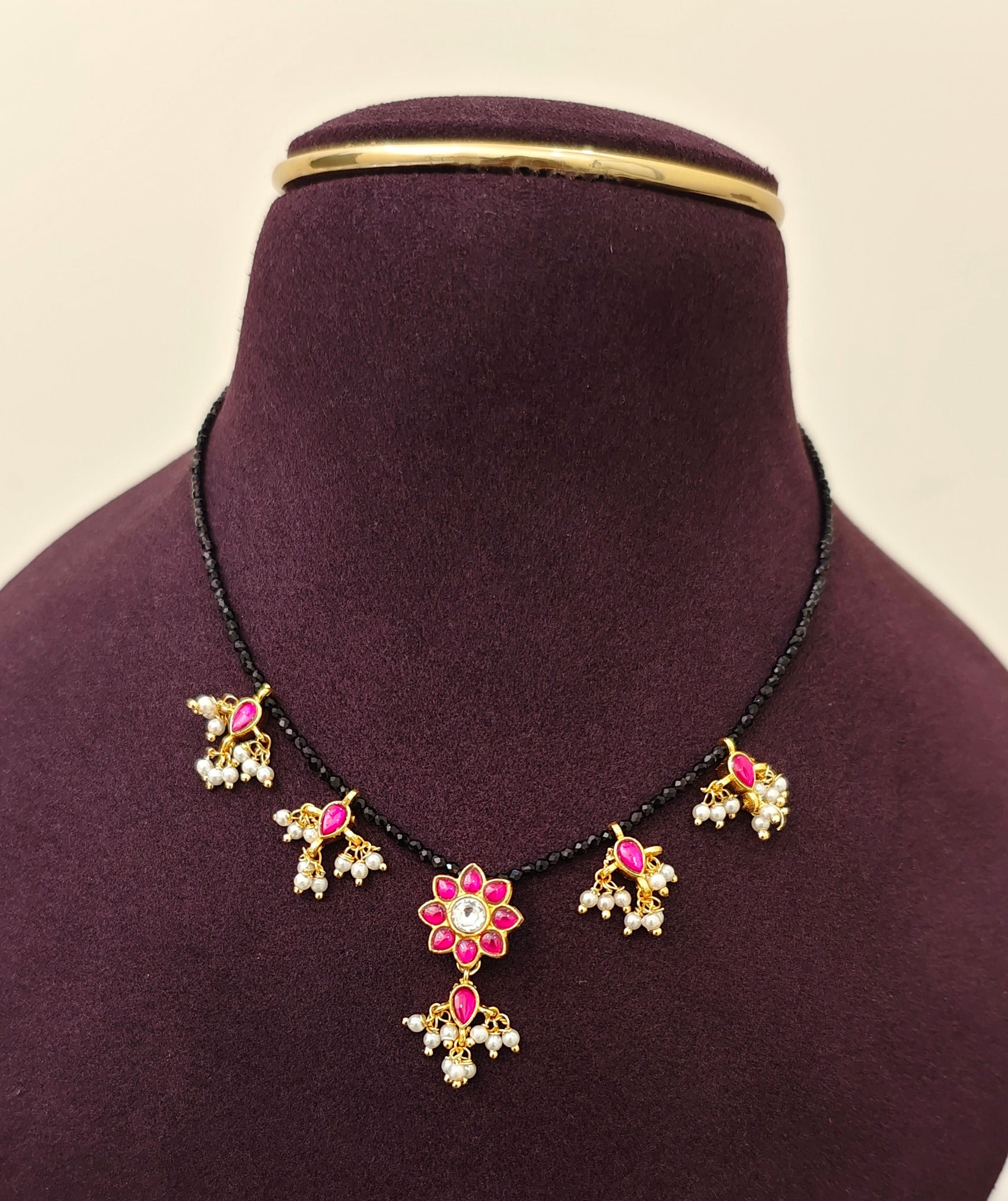 Jadau Kundan Black Beads