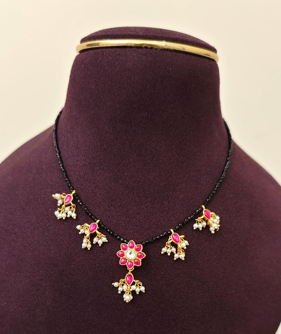 Jadau Kundan Black Beads