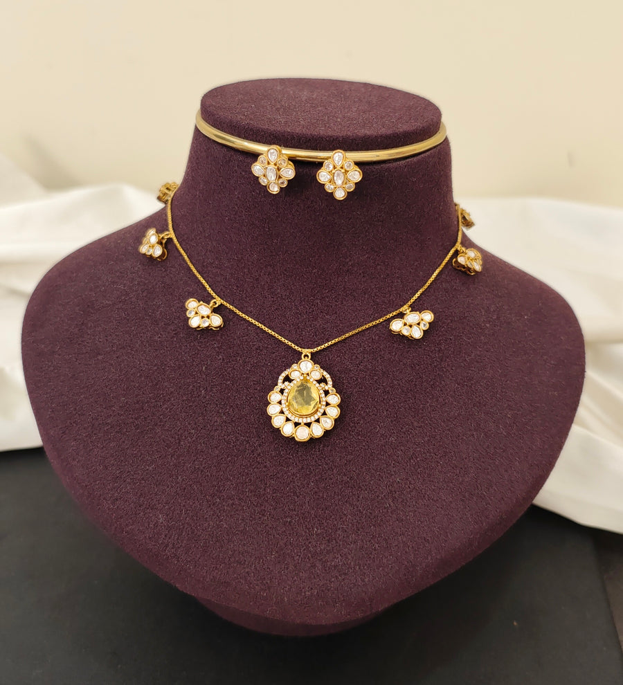 Moissanite Neckset 2