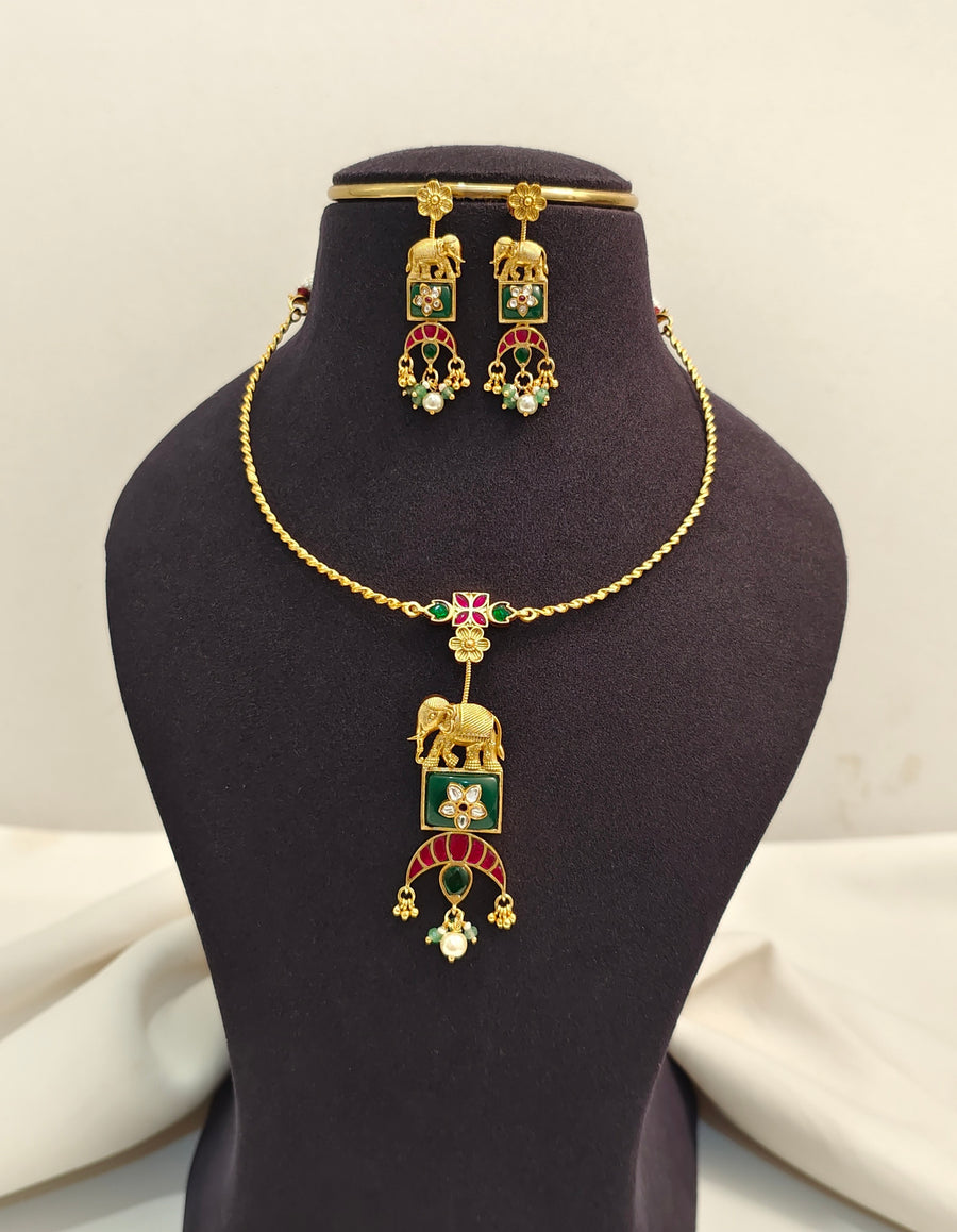 Gold Inspired Statement Set
