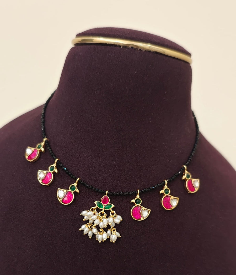 Jadau Kundan Black Beads Necklace