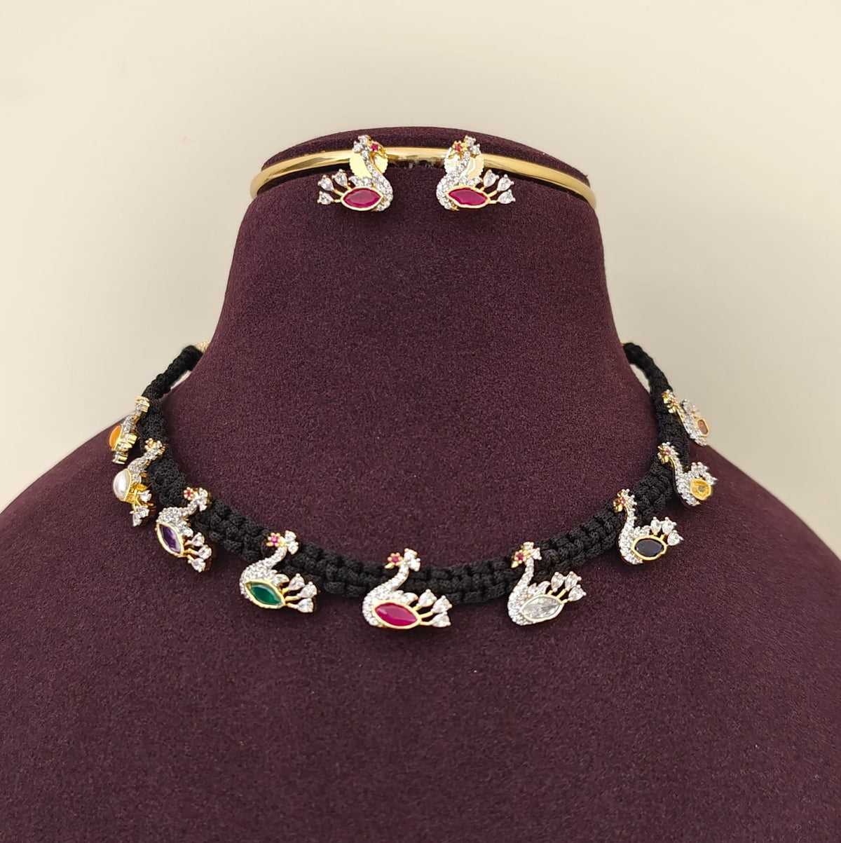 Navaratan Black Thread Swan Necklace Set