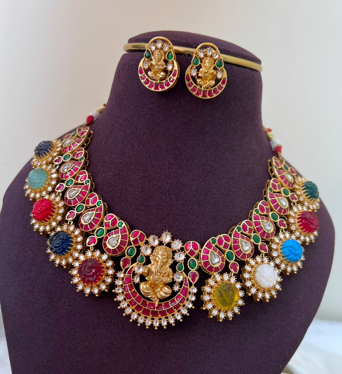 Navaratn Ganesh Set