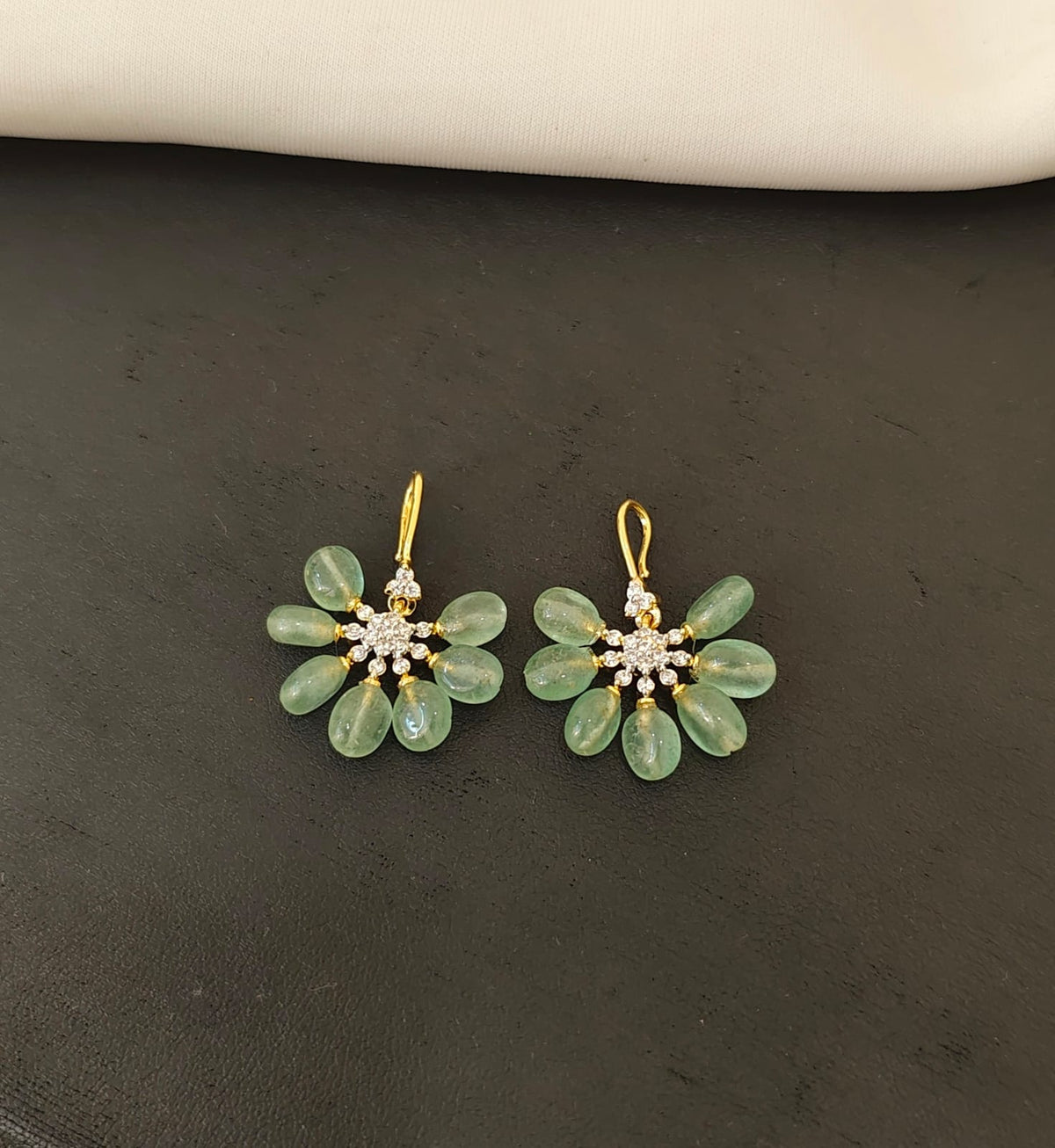 Real Bead Hanging Earrings