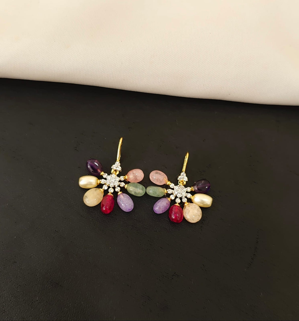 Real Bead Hanging Earrings
