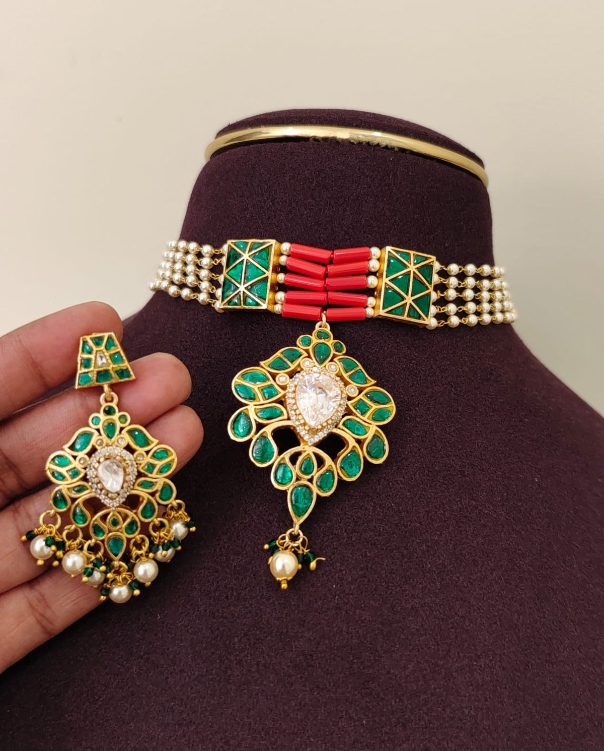 Green Samantha Inspired Choker Set