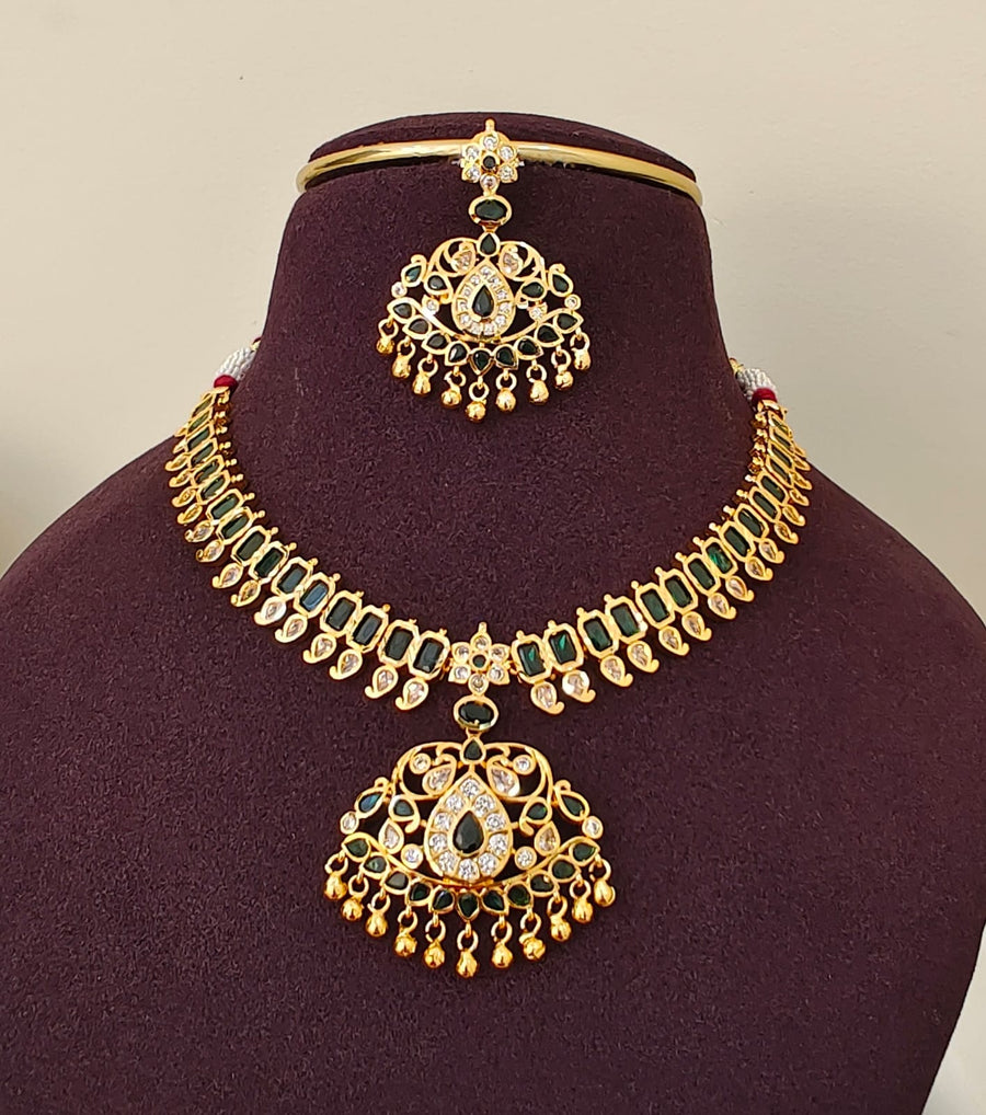 Vintage Emerald Necklace Set