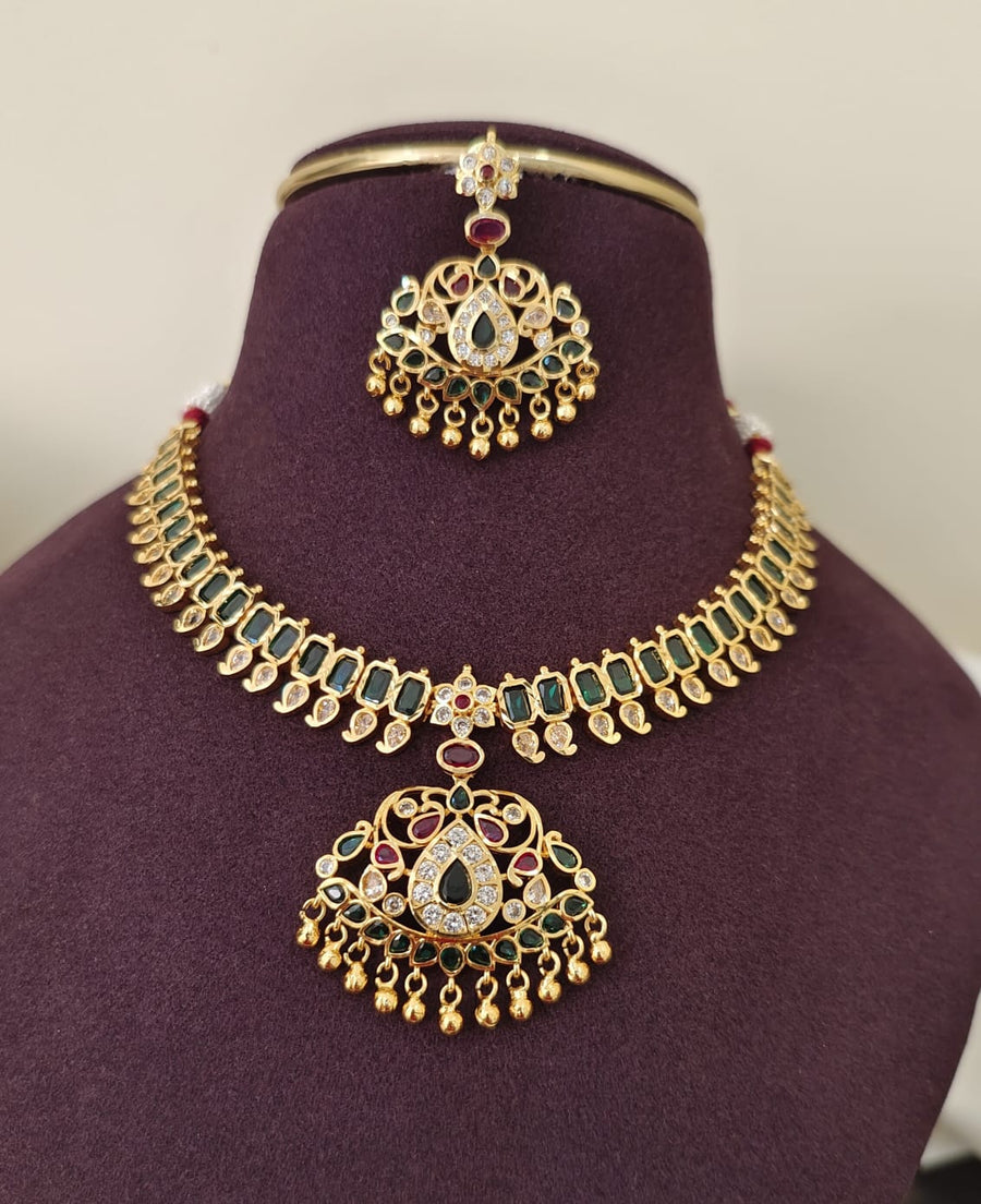Vintage Multicolor Necklace Set