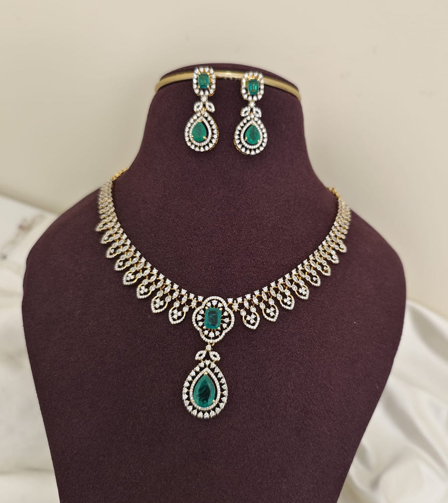 GJ NECKLACE 147